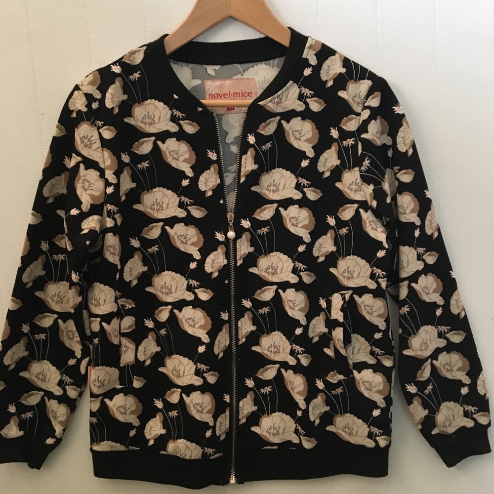 Cute trendy jacket